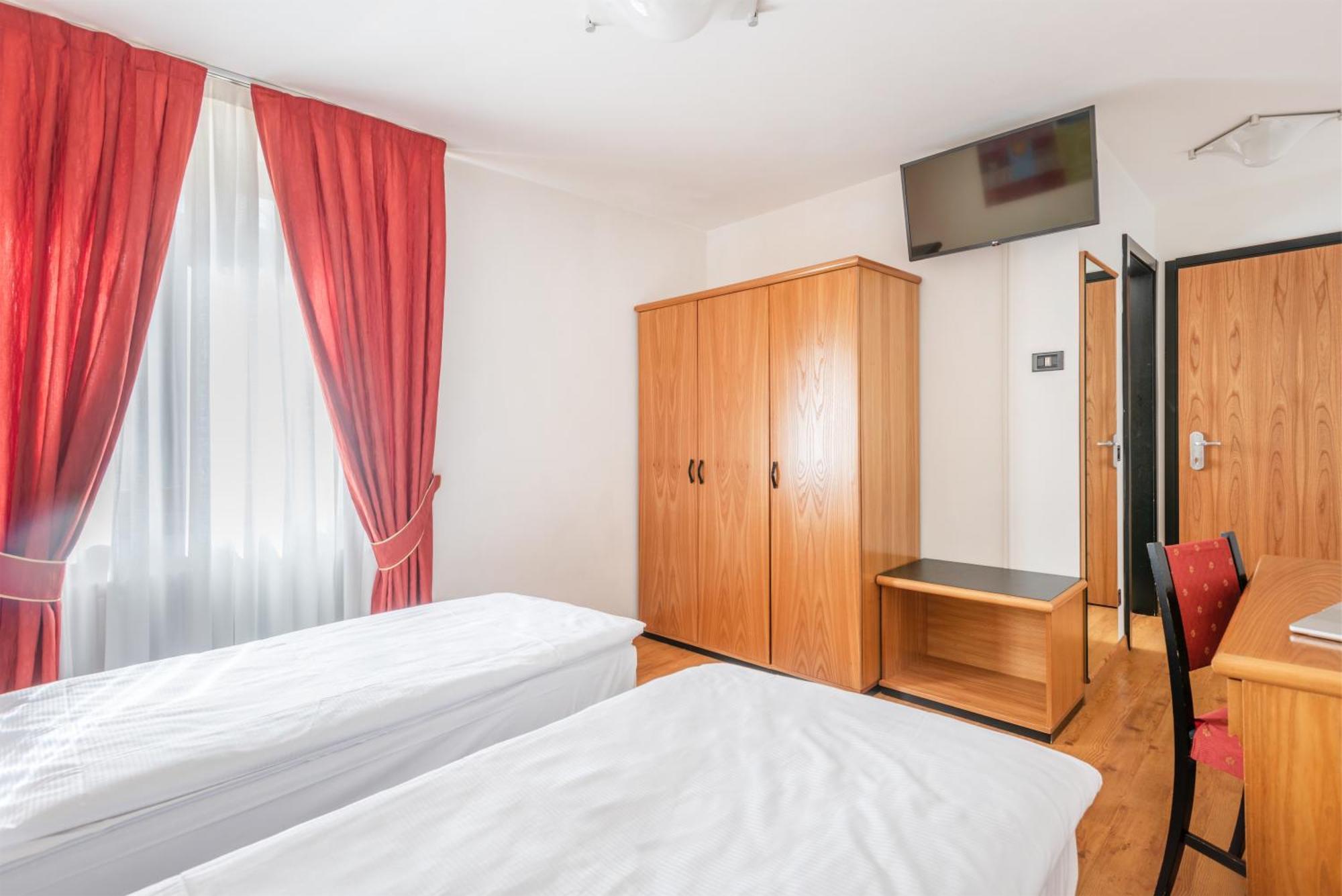 Hotel Alpina Madonna Exteriér fotografie